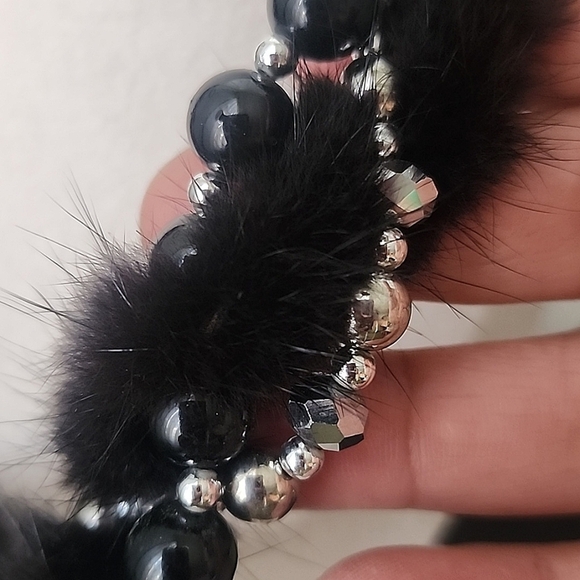 Unique Vintage Real Fur 3 Strand Necklace Earrings Set - Picture 5 of 7